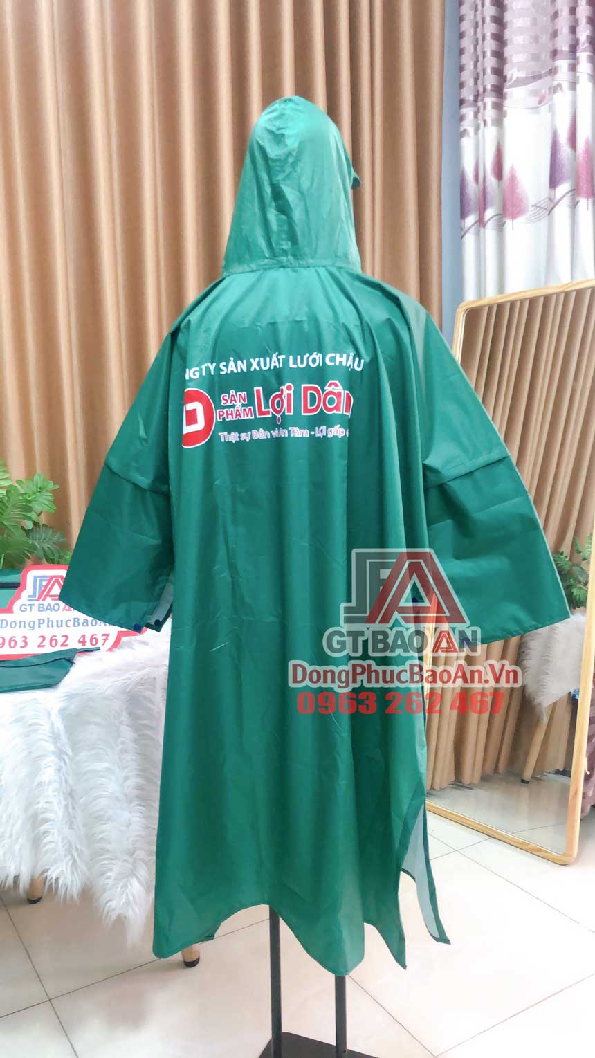 Đặt áo mưa in logo công ty theo yêu cầu TPHCM – Mẫu áo mưa cánh dơi vải dù vân tổ ong công ty Lợi Dân