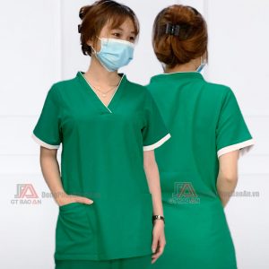 Mẫu bộ quần áo Scrubs cổ tim vải Cotton lạnh cao cấp nhiều màu cho bác sĩ Y khoa giá rẻ TPHCM